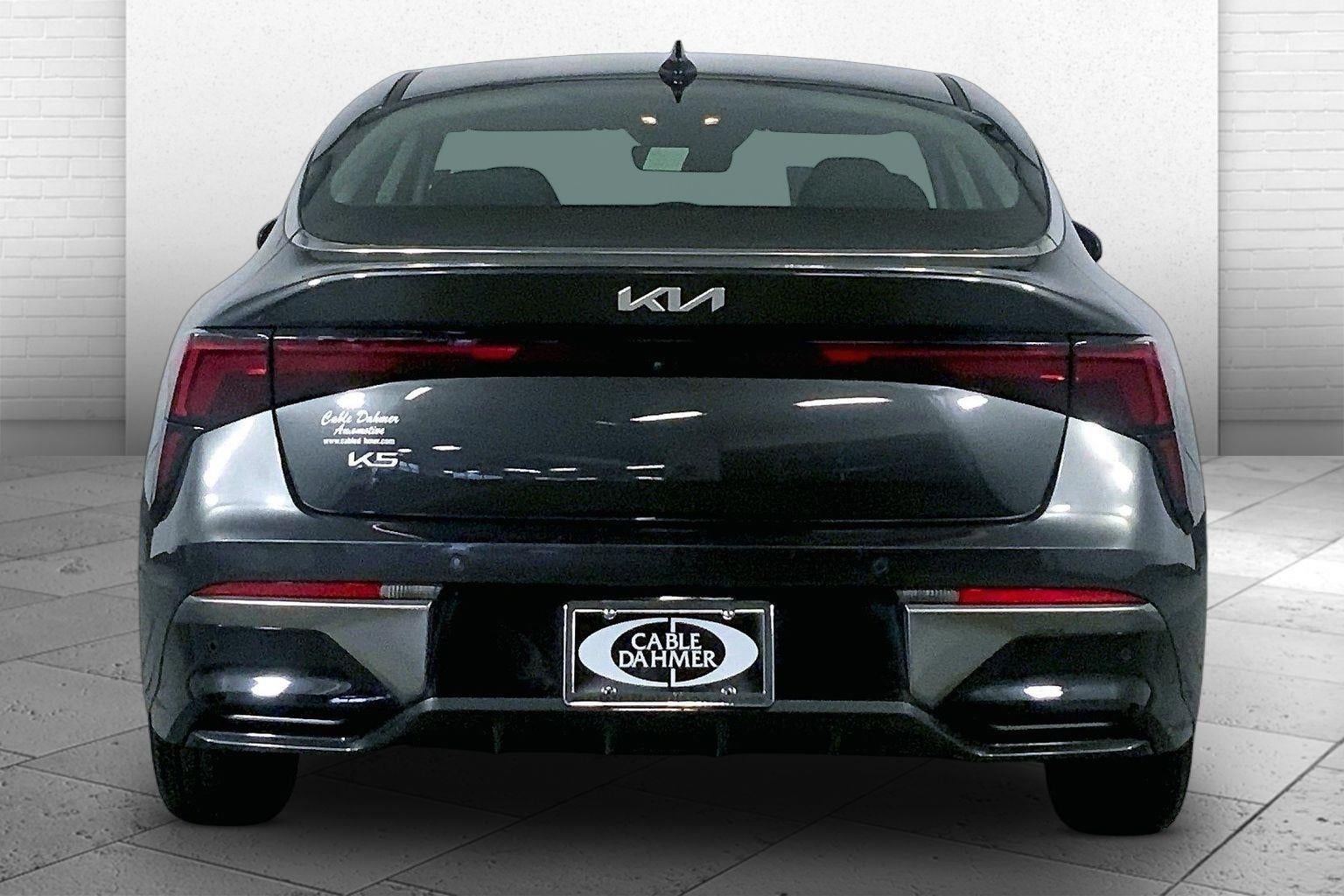 2025 Kia K5 LXS