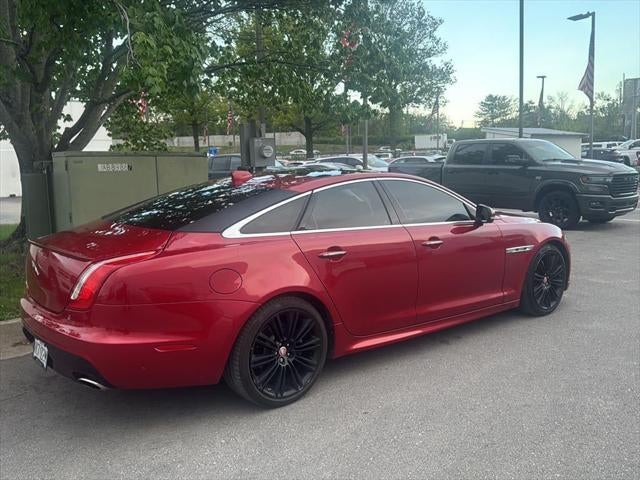 2016 Jaguar XJ R-Sport