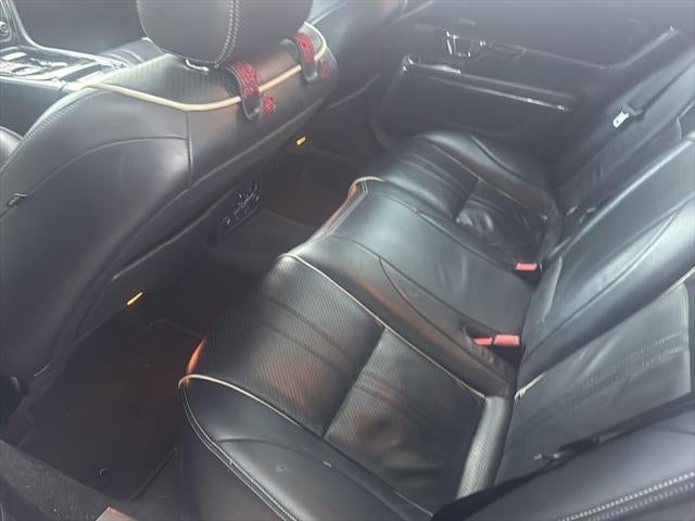 2016 Jaguar XJ R-Sport