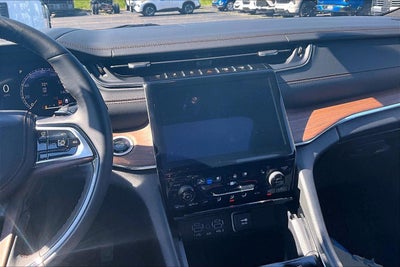 2024 Jeep Grand Cherokee Summit