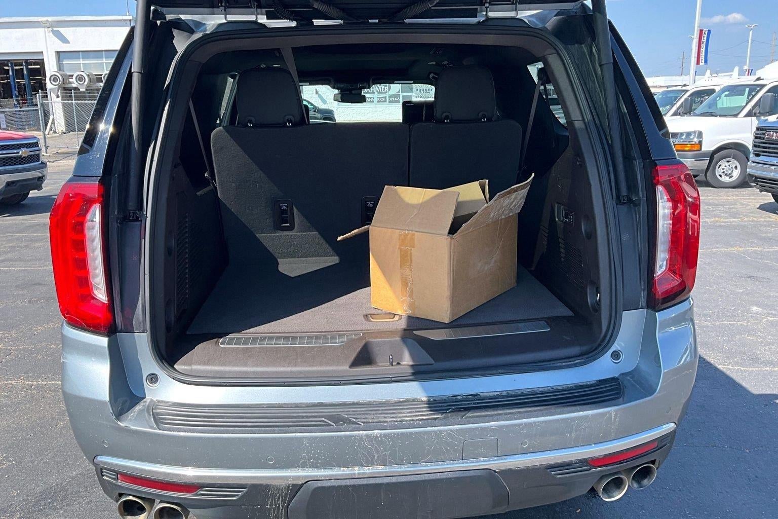 2023 GMC Yukon XL Denali