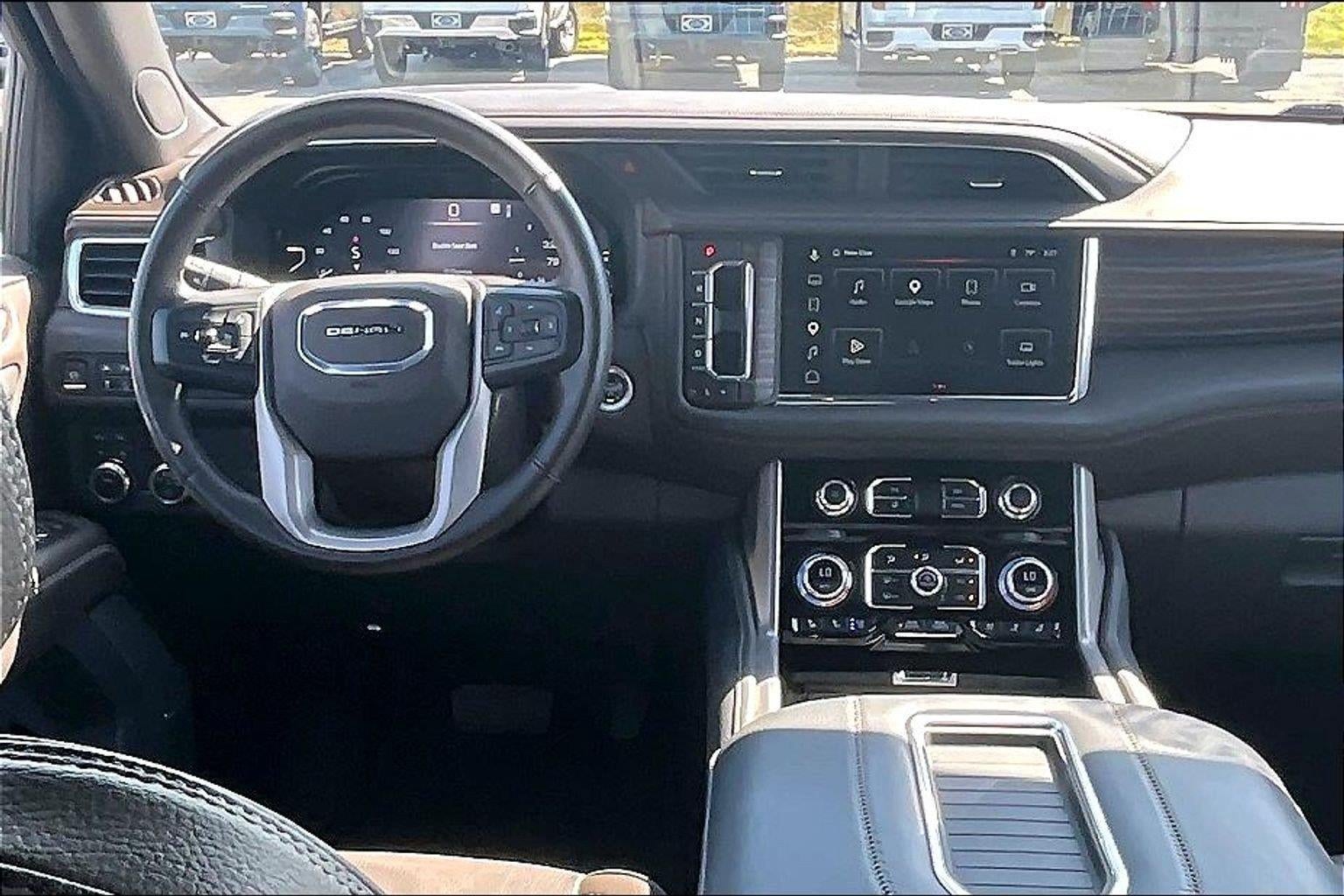 2023 GMC Yukon XL Denali