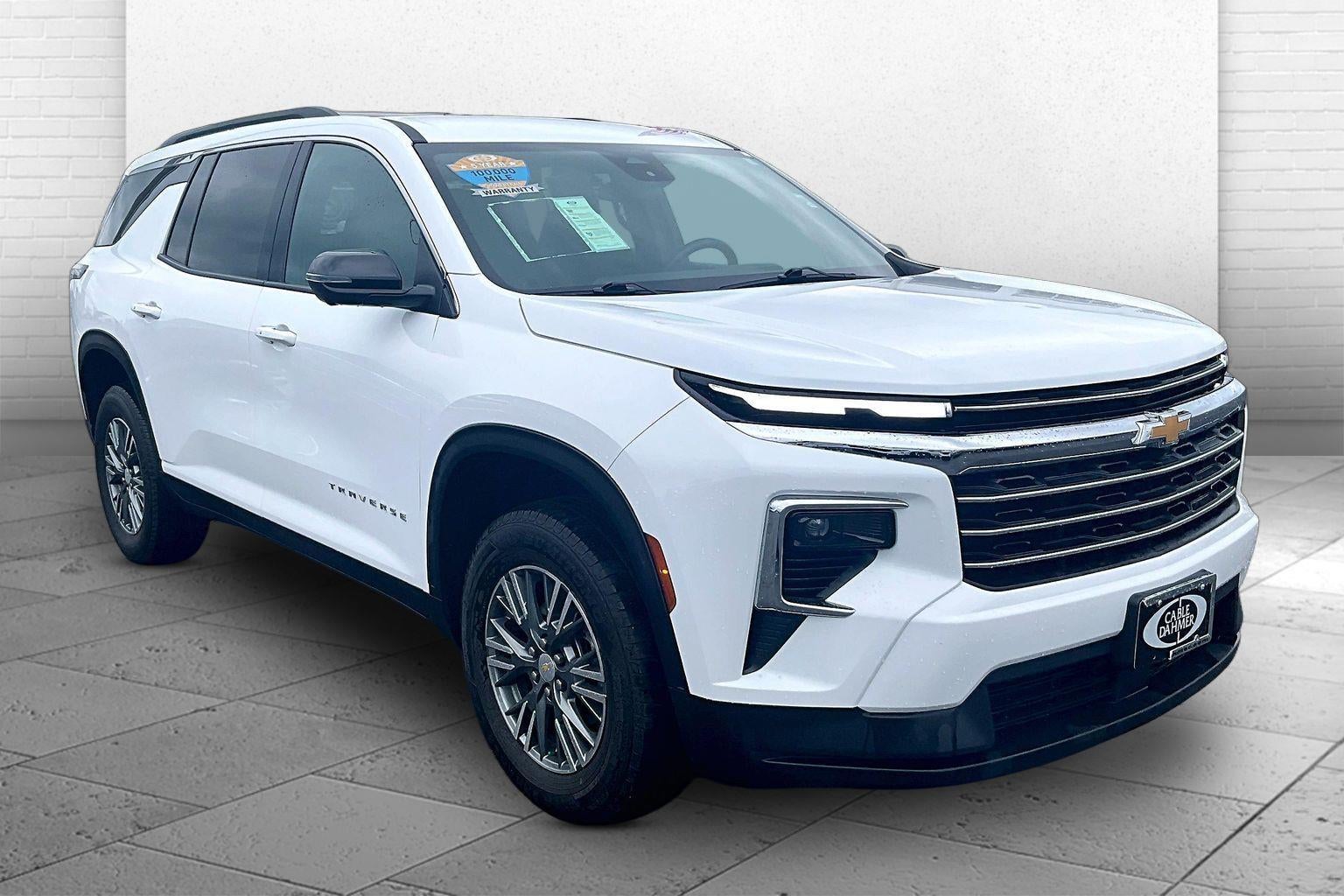 2024 Chevrolet Traverse LT