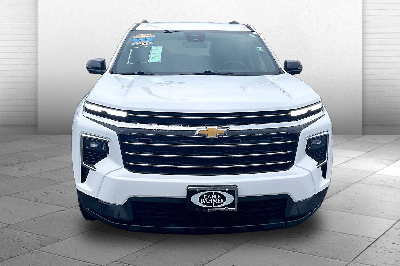 2024 Chevrolet Traverse LT