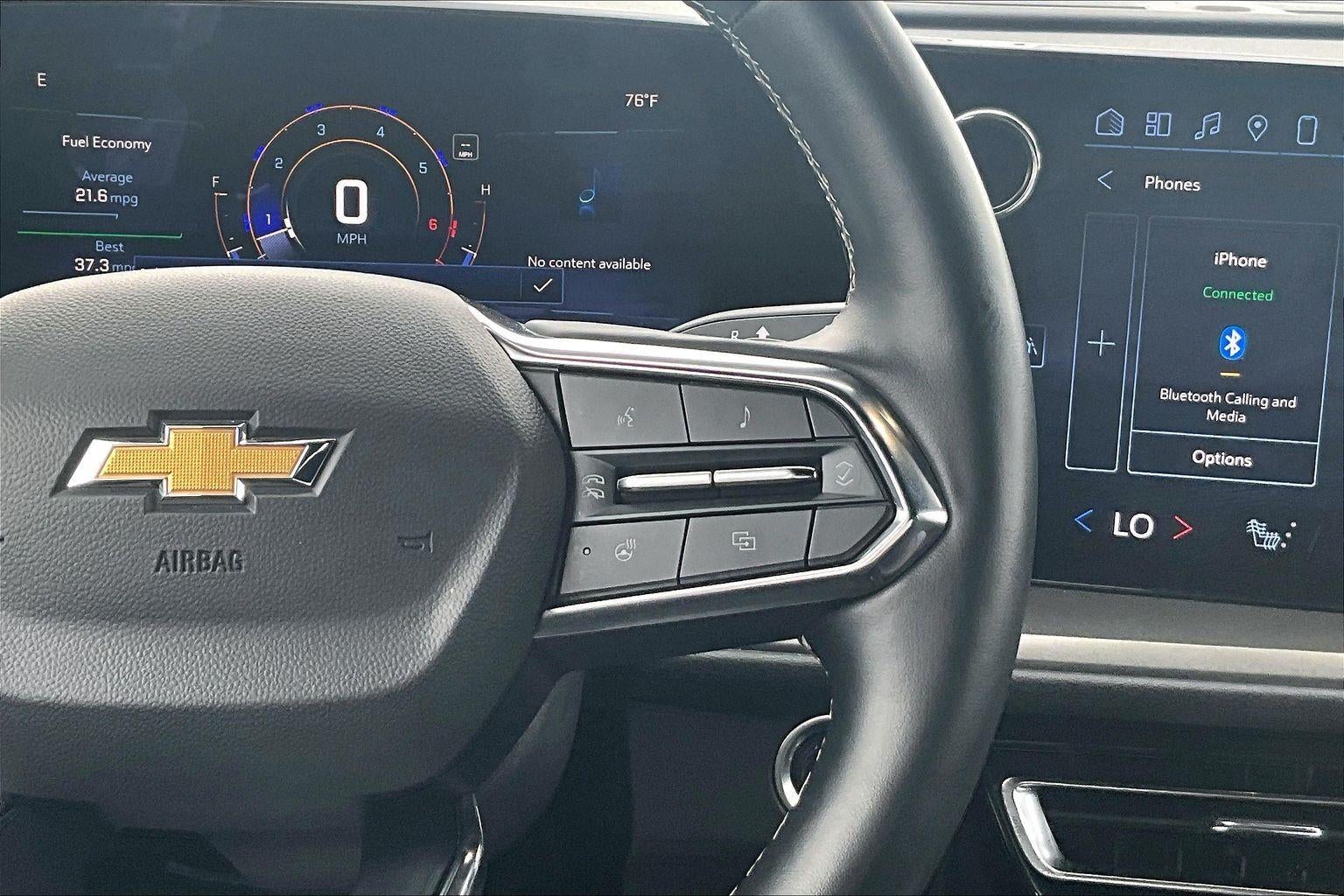 2024 Chevrolet Traverse LT