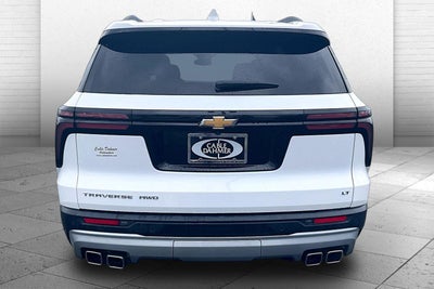 2024 Chevrolet Traverse LT