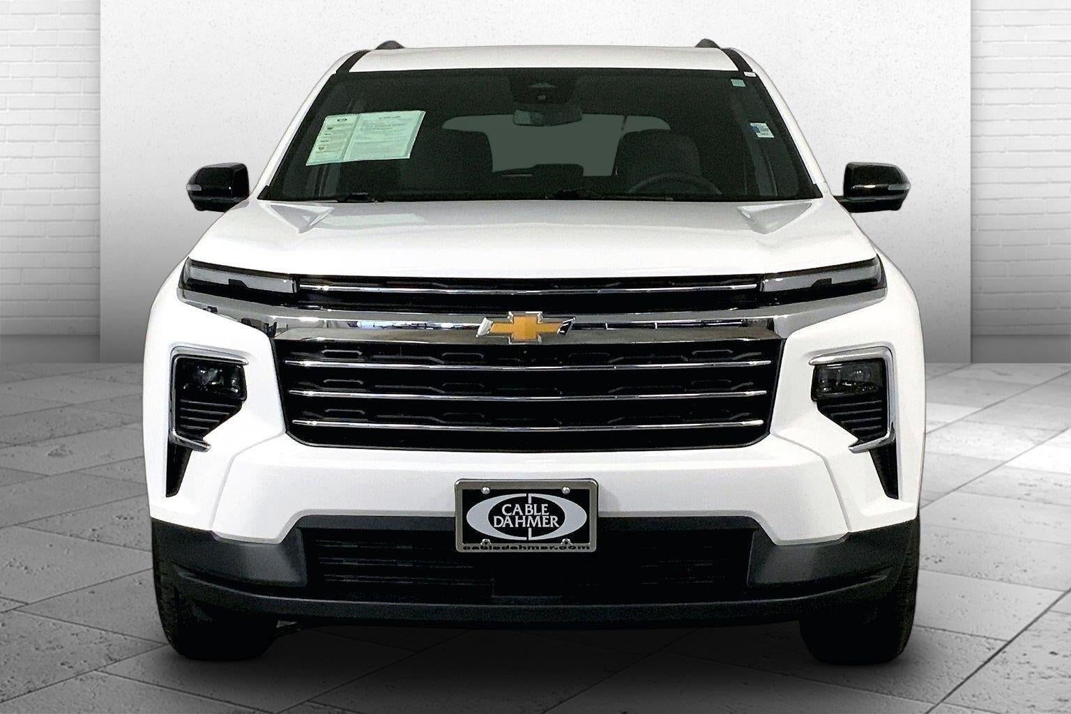 2024 Chevrolet Traverse LT