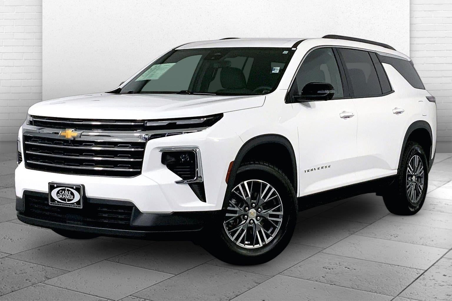 2024 Chevrolet Traverse LT