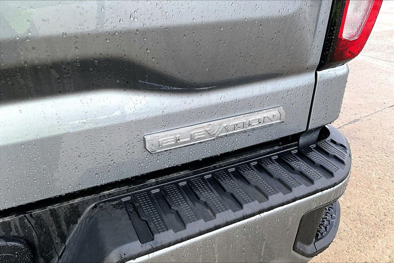 2023 GMC Sierra 1500 Elevation