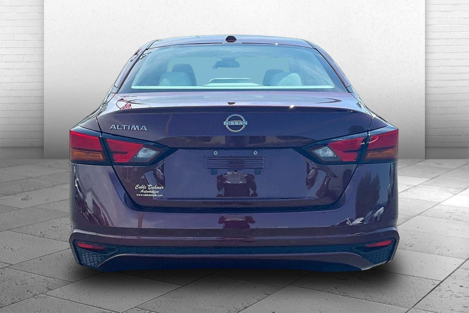 2025 Nissan Altima SV