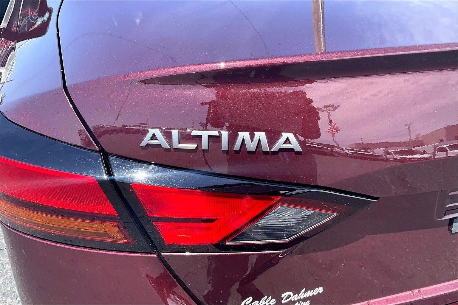 2025 Nissan Altima SV