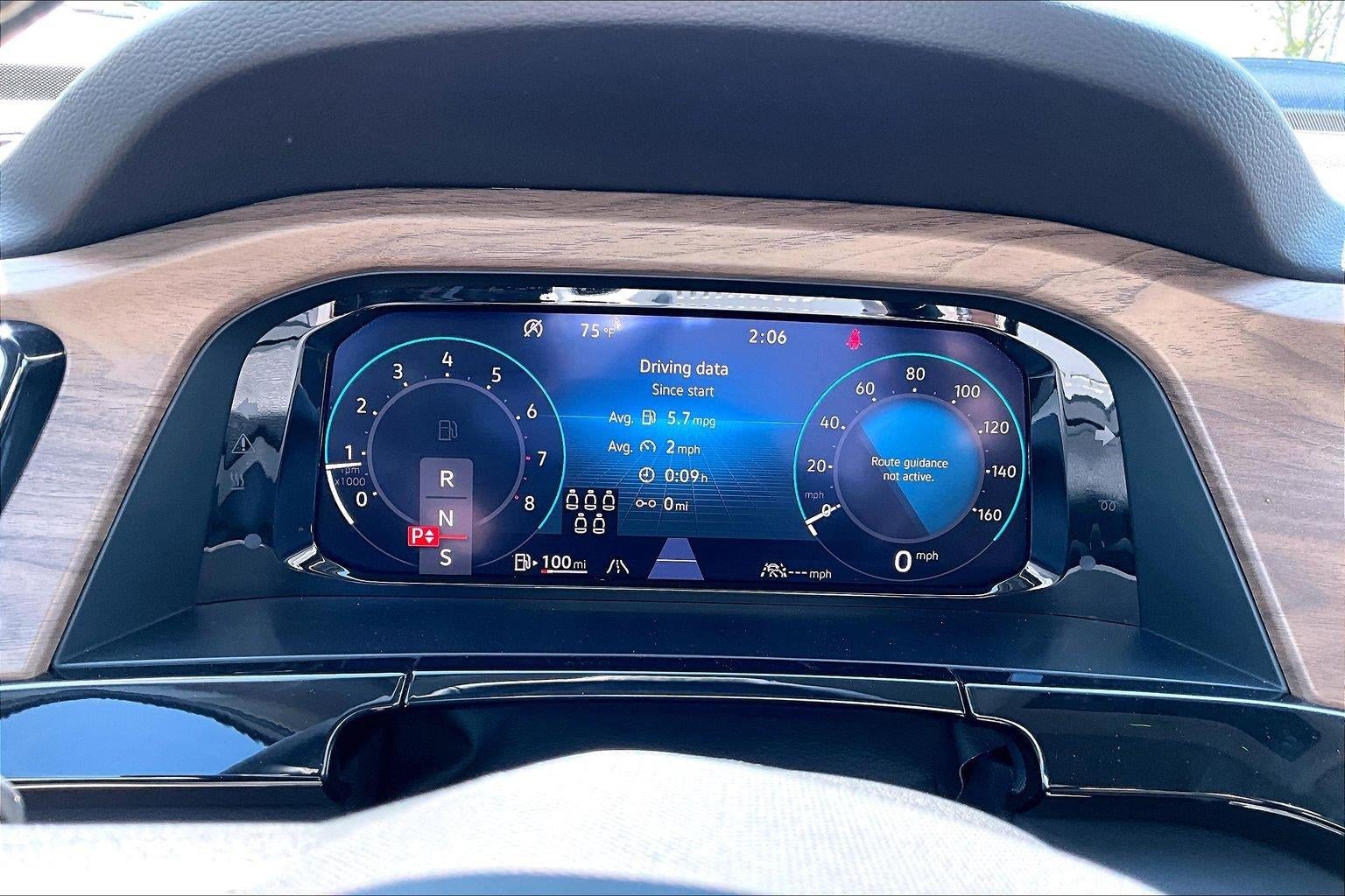 2025 Volkswagen Atlas 2.0T SE w/Technology