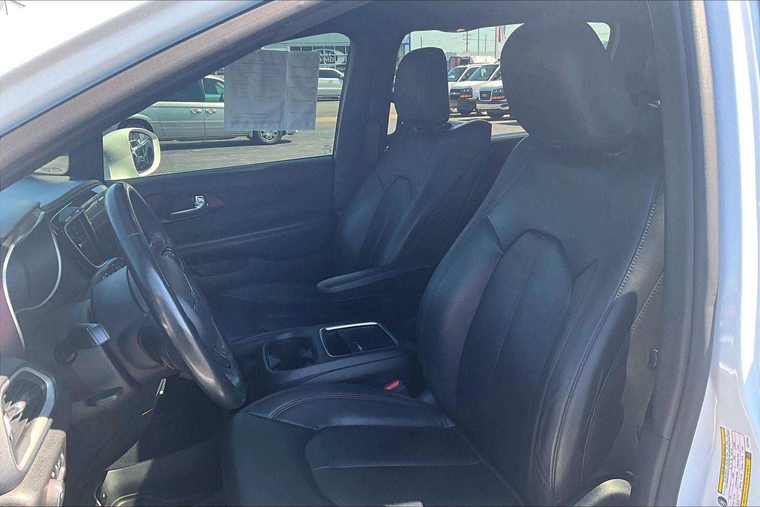 2020 Chrysler Pacifica Touring L Plus 35th Anniversary