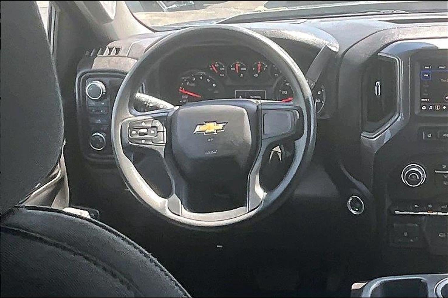 2023 Chevrolet Silverado 1500 Custom