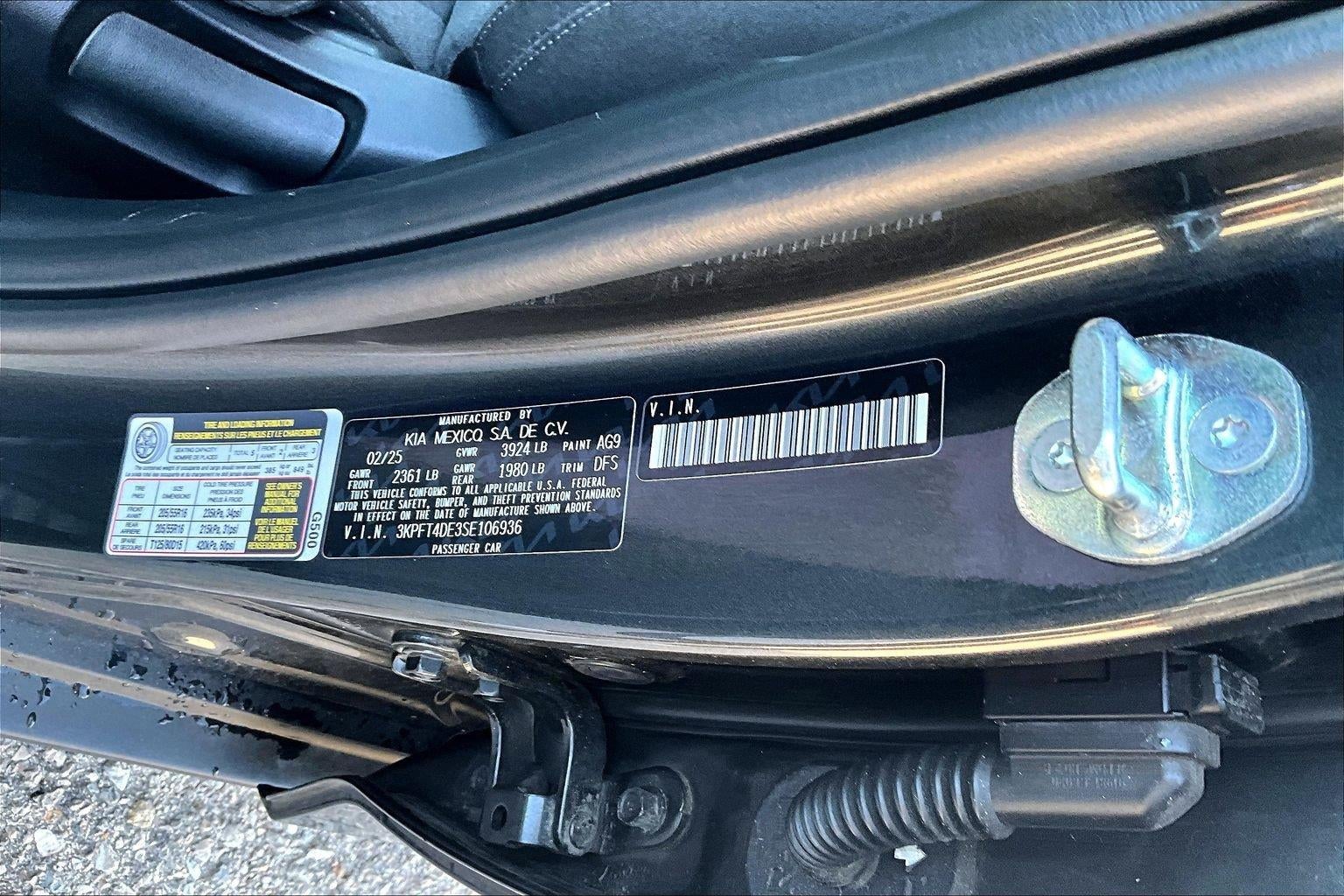 2025 Kia K4 LXS
