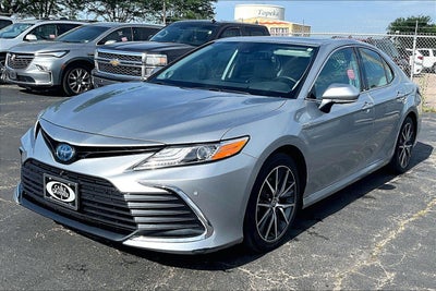 2021 Toyota Camry Hybrid XLE