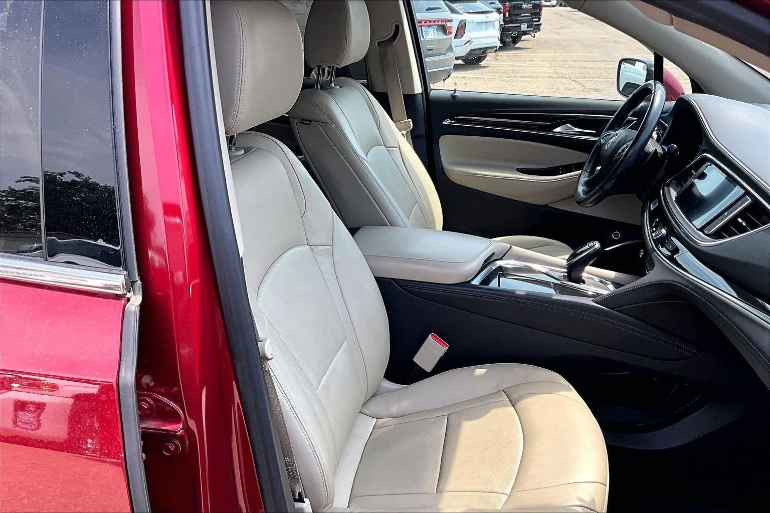 2021 Buick Enclave Essence