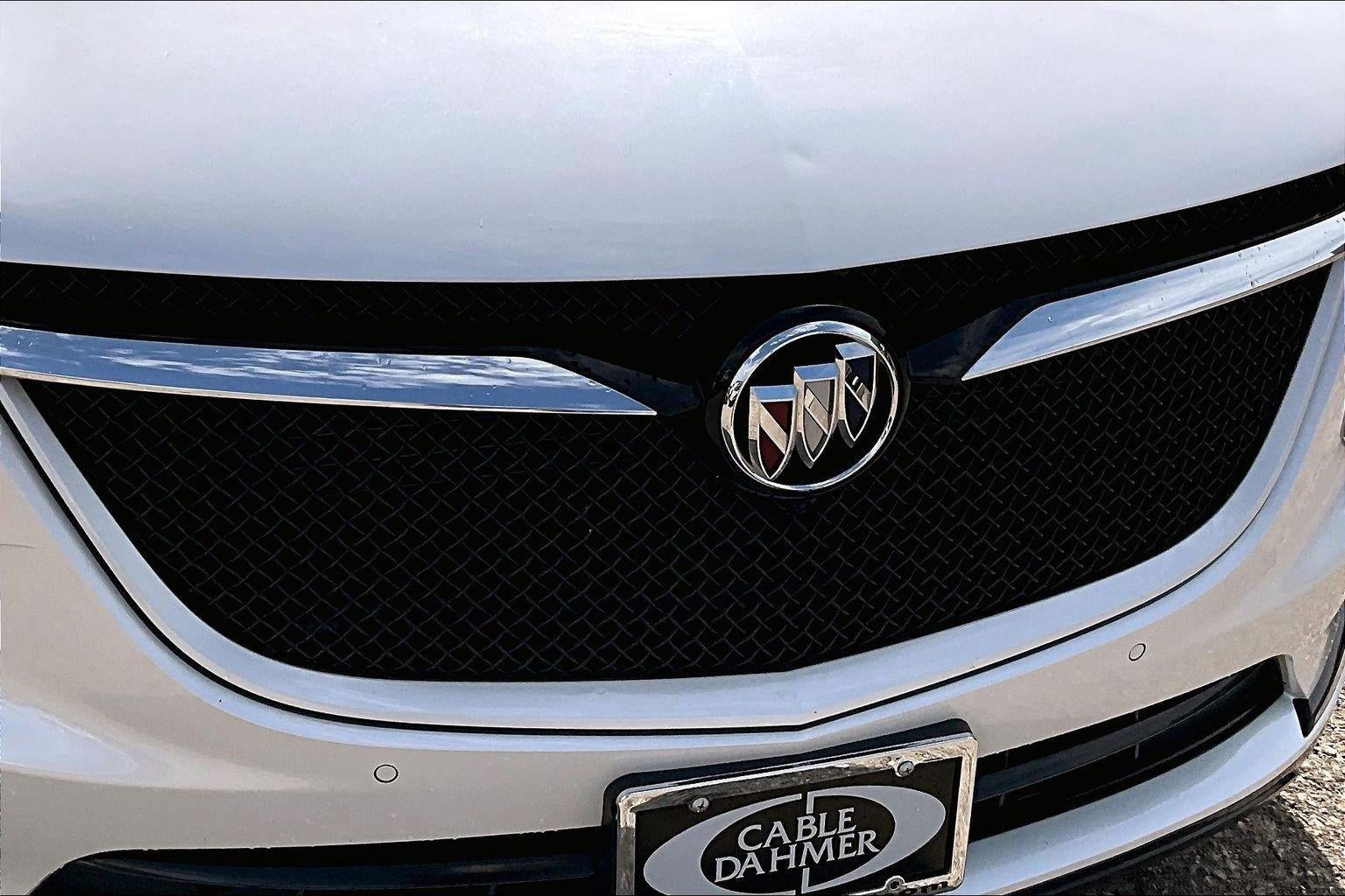 2023 Buick Enclave Essence