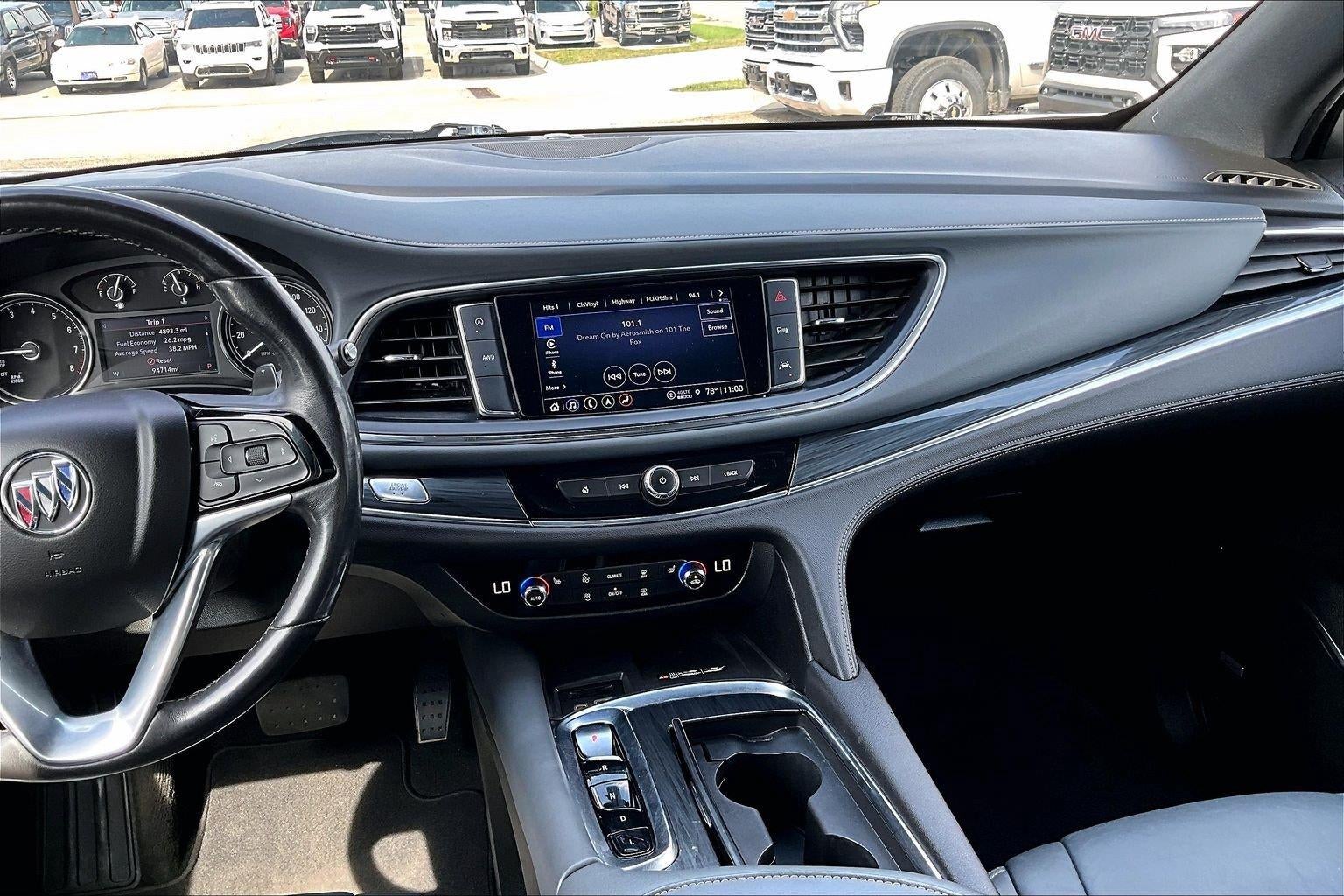 2023 Buick Enclave Essence