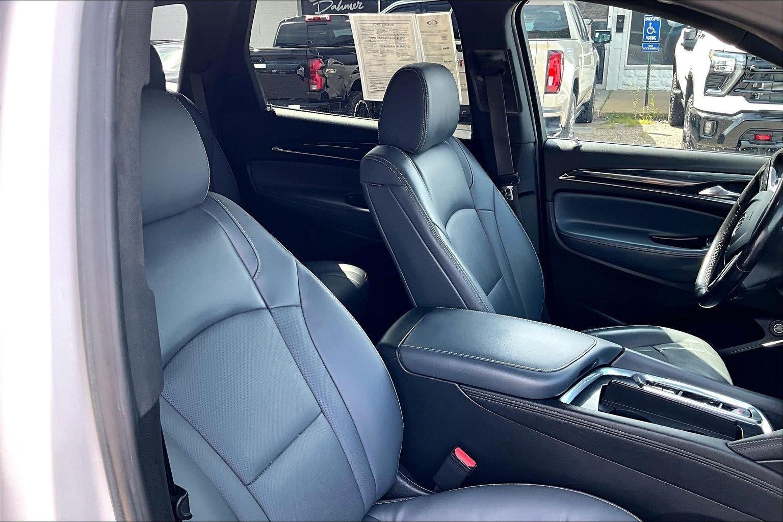 2023 Buick Enclave Essence