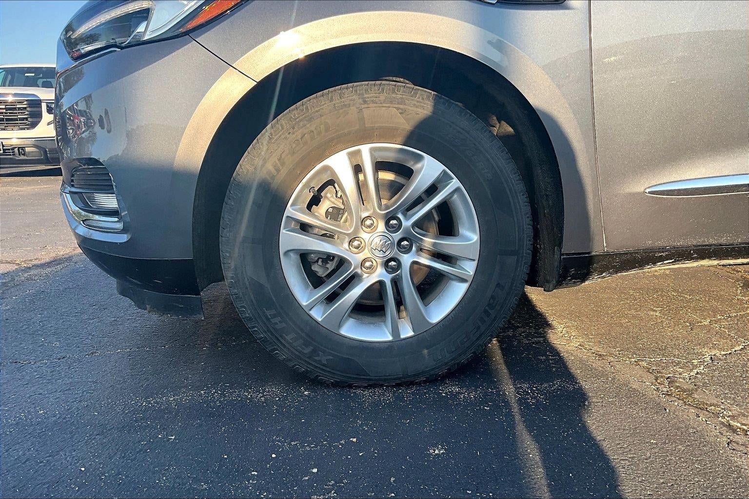 2020 Buick Enclave Essence