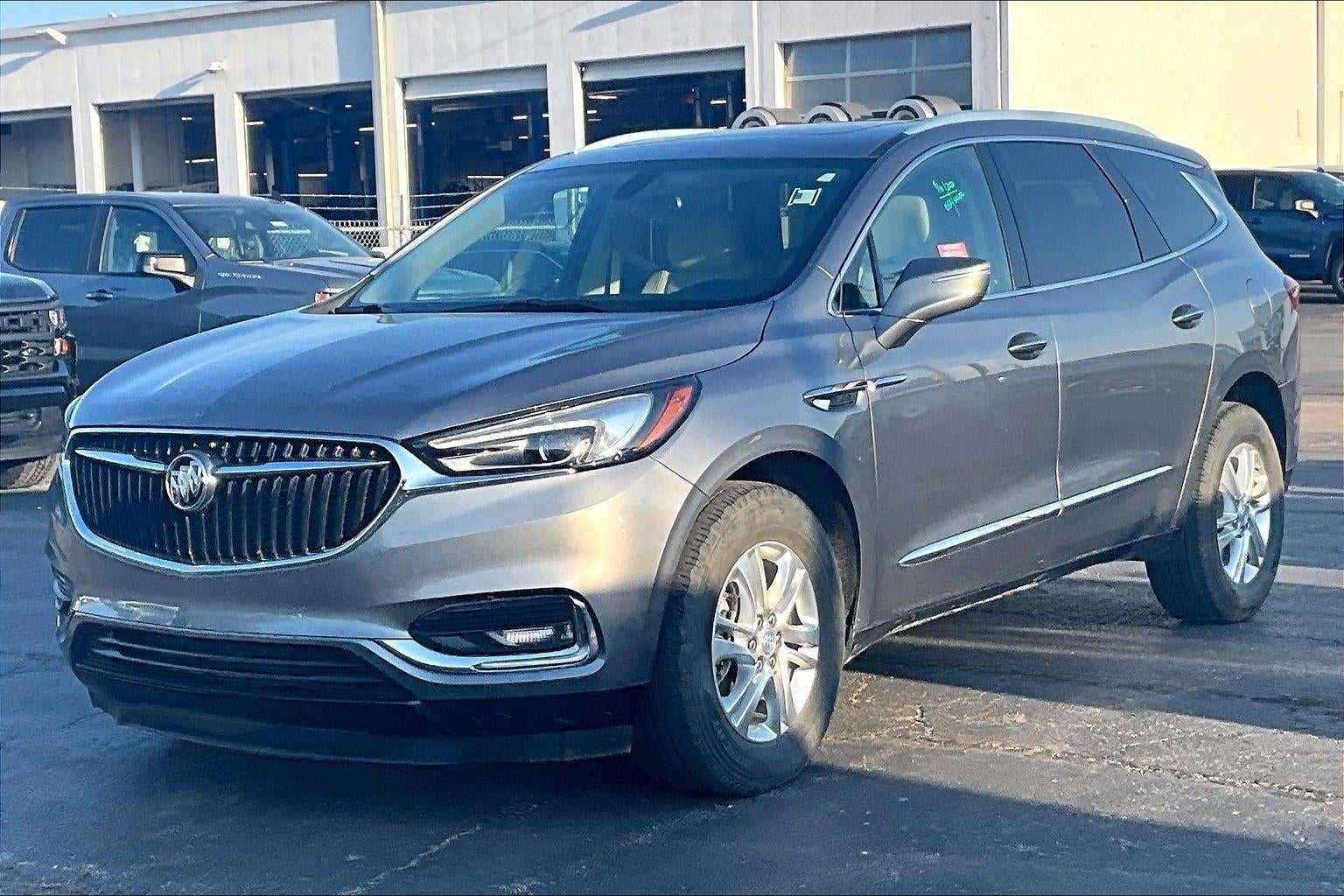 2020 Buick Enclave Essence
