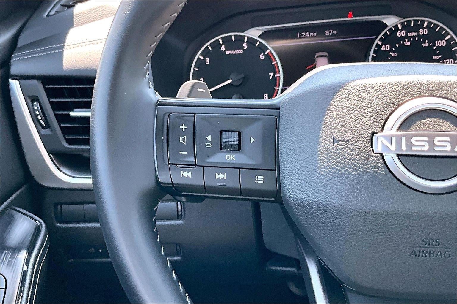 2025 Nissan Rogue SV