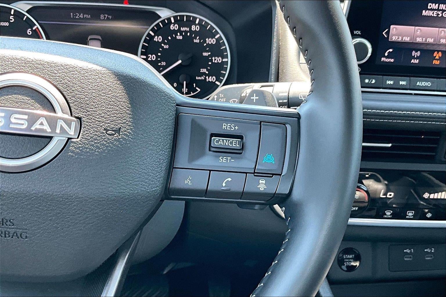 2025 Nissan Rogue SV