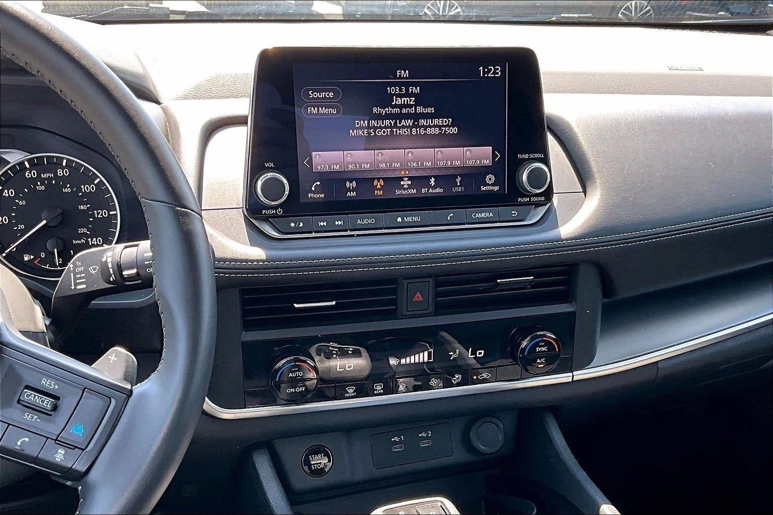 2025 Nissan Rogue SV
