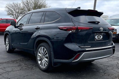 2024 Toyota Highlander Hybrid Platinum