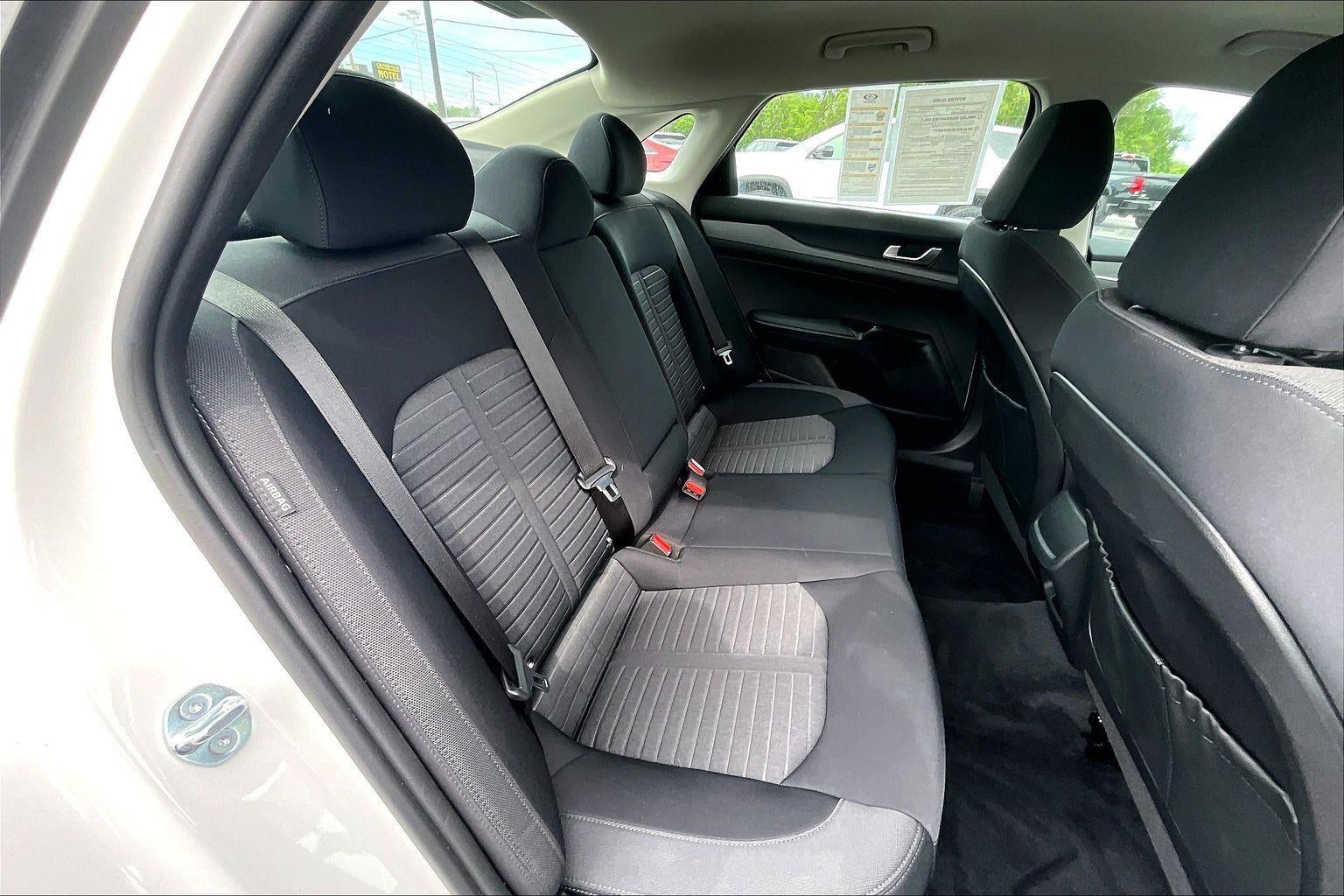2025 Kia K5 LXS