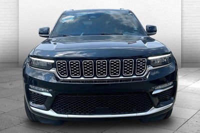 2022 Jeep Grand Cherokee Summit