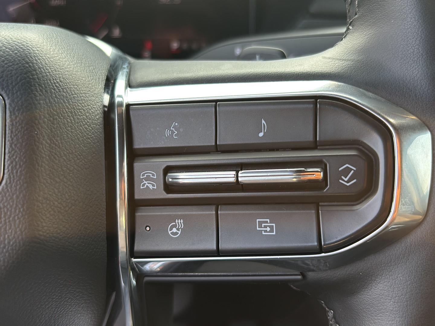 2025 GMC Acadia AWD Elevation