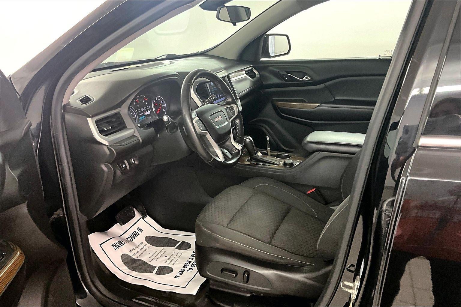 2017 GMC Acadia SLE