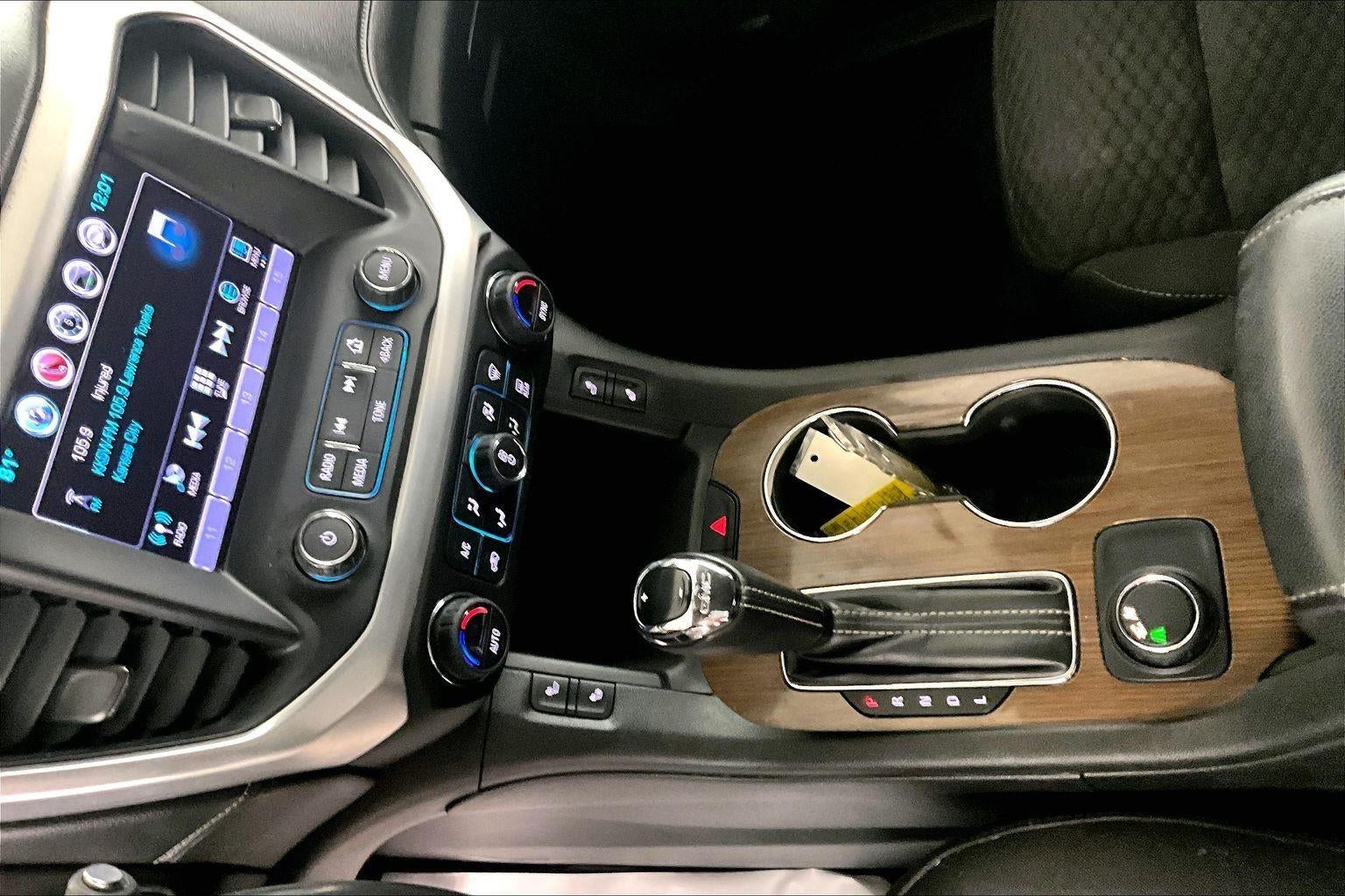2017 GMC Acadia SLE