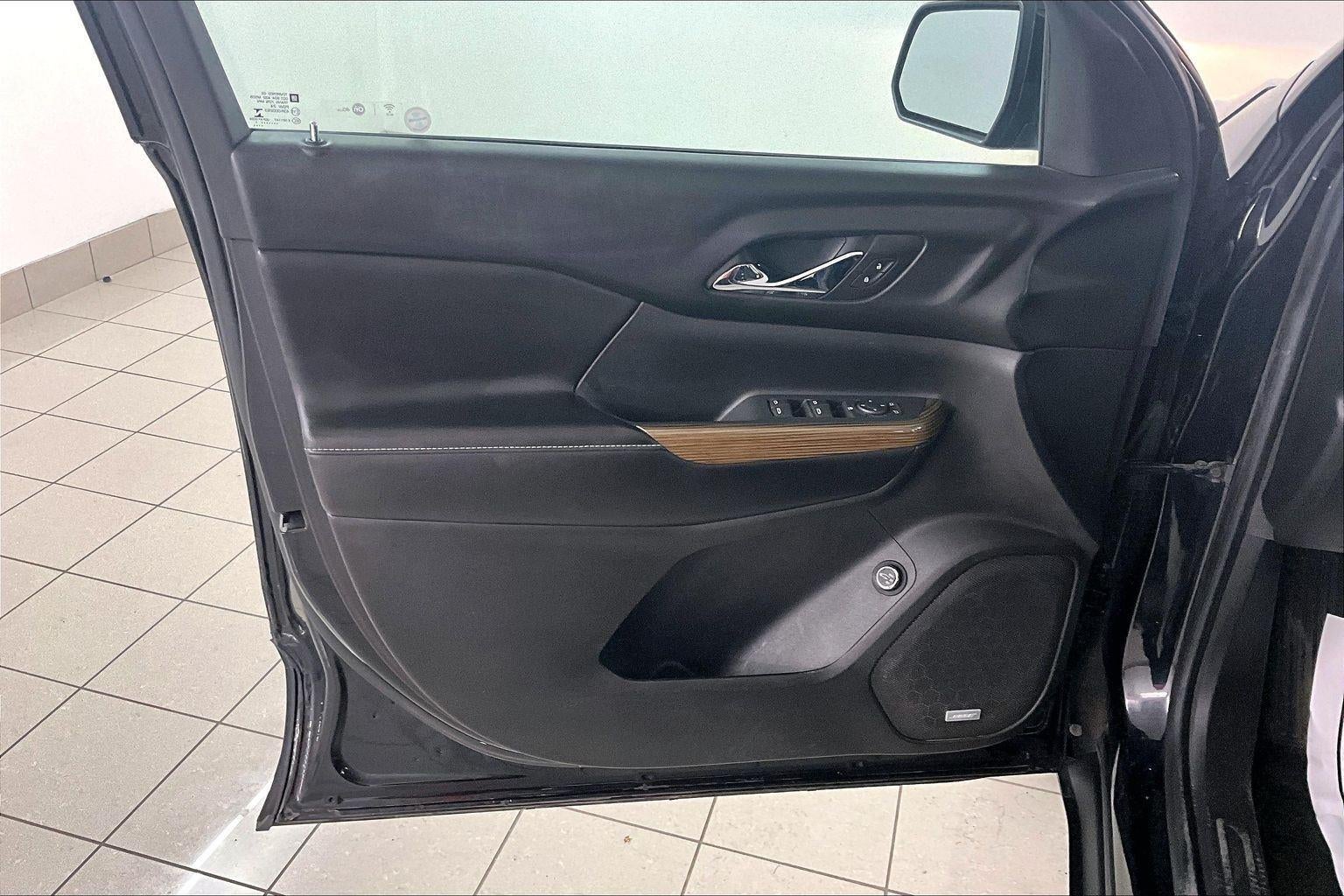 2017 GMC Acadia SLE