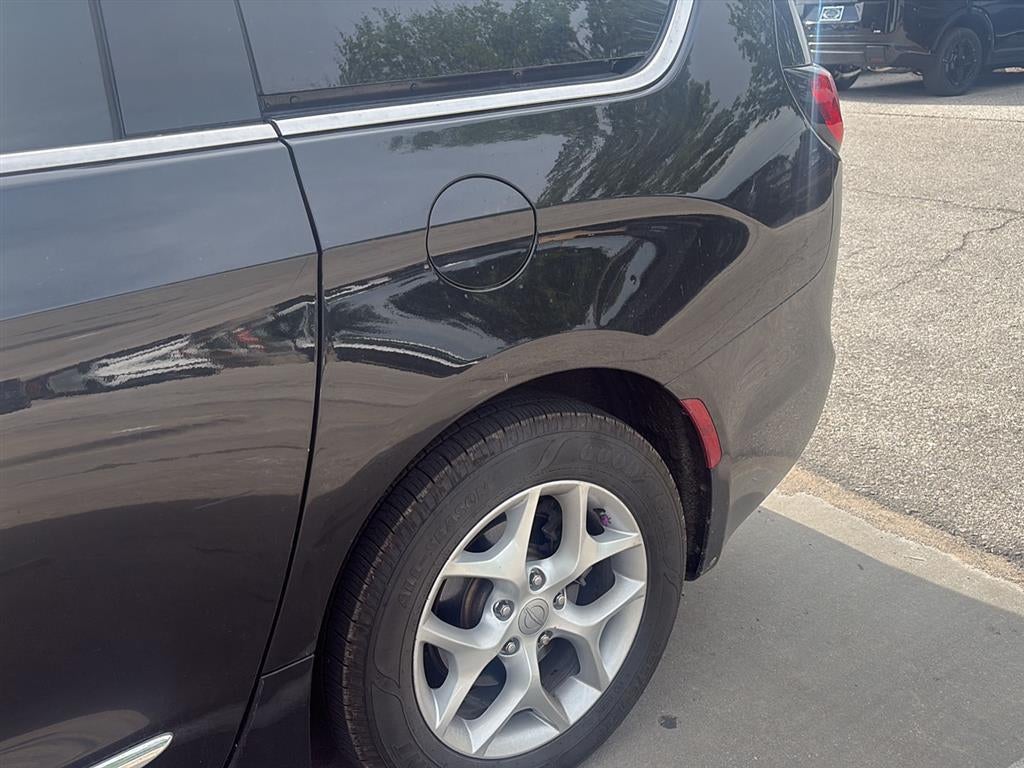 2018 Chrysler Pacifica Touring L