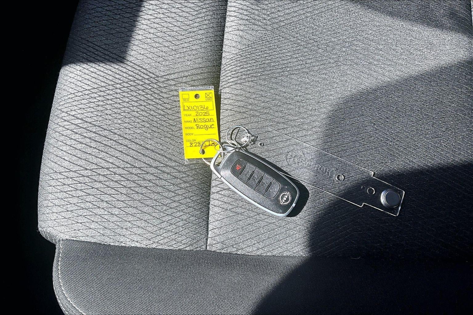 2025 Nissan Rogue SV