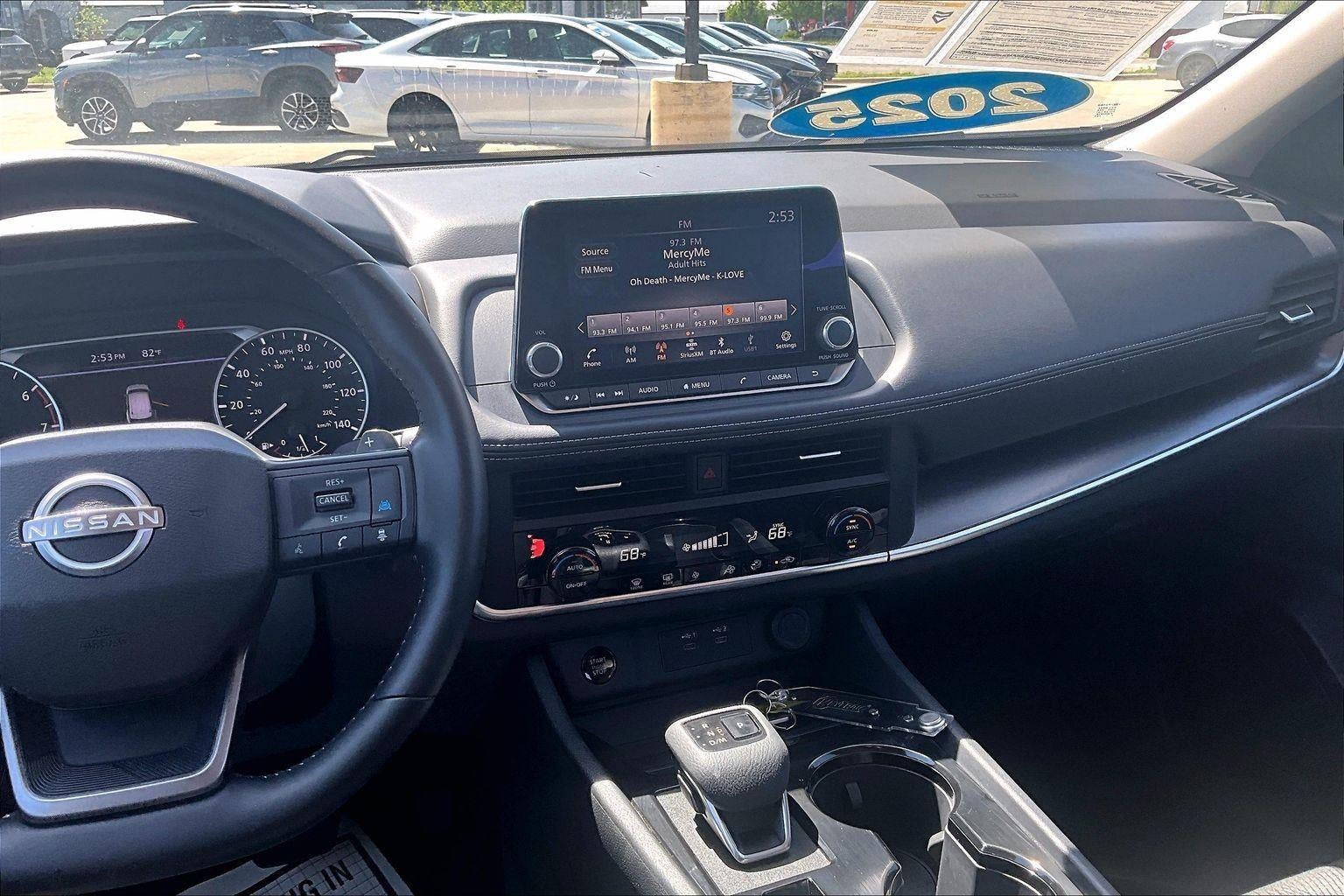 2025 Nissan Rogue SV