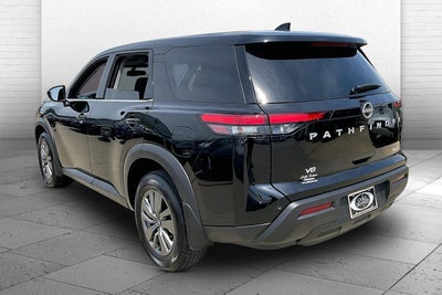 2025 Nissan Pathfinder S