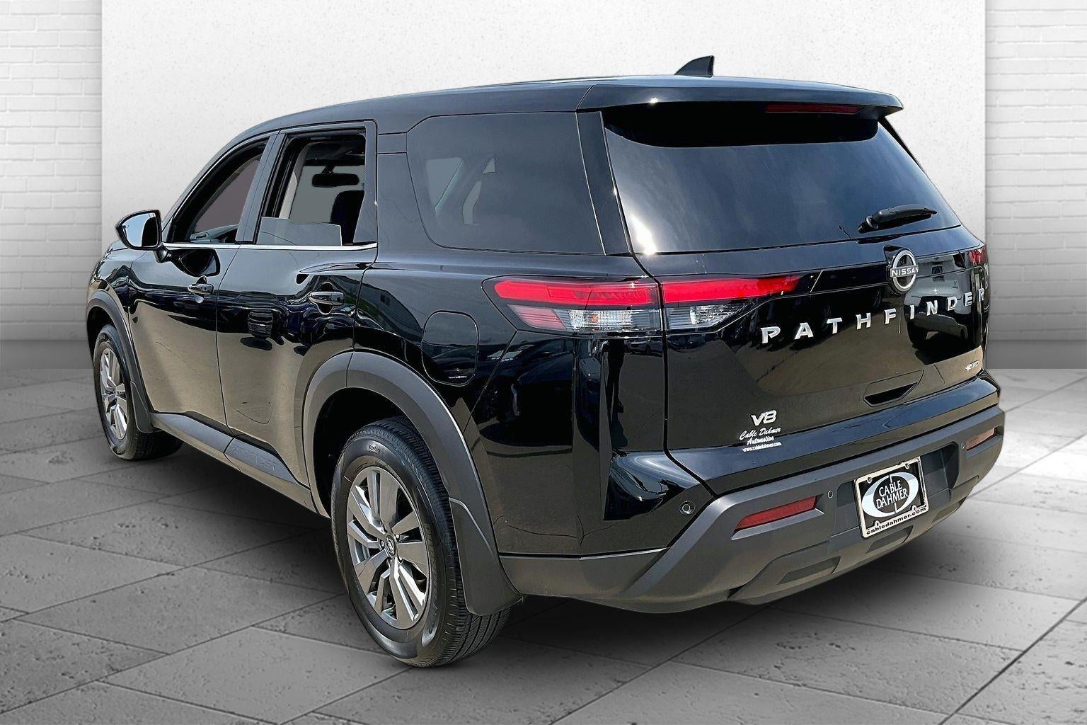 2025 Nissan Pathfinder S