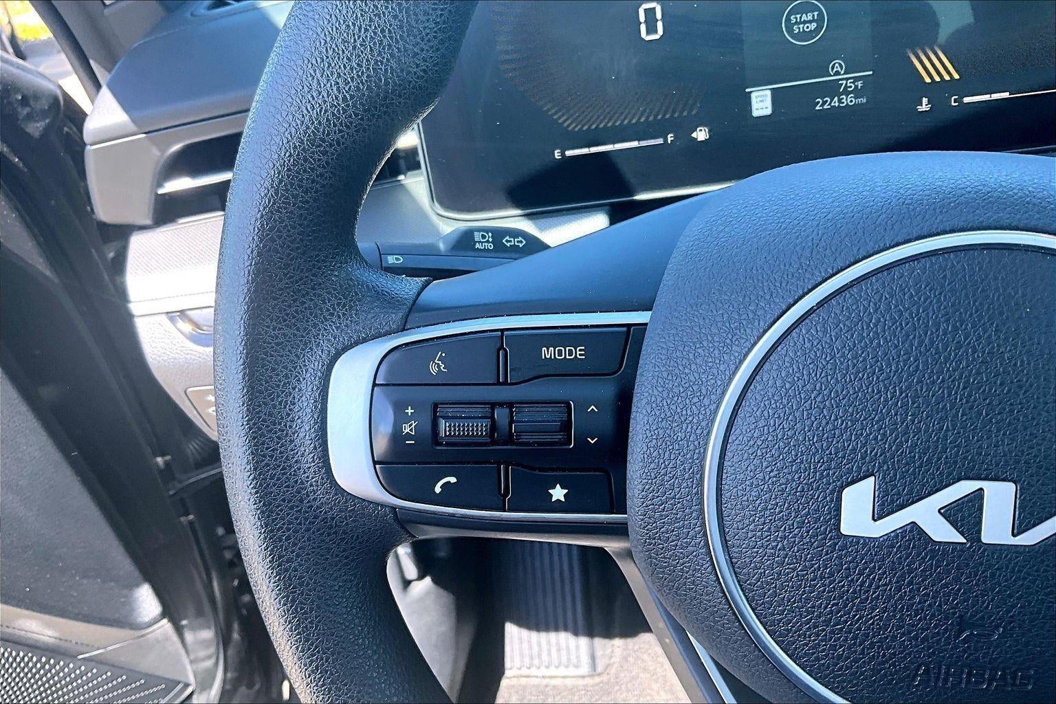 2025 Kia K5 LXS