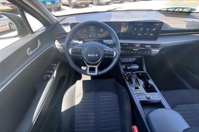 2025 Kia K5 LXS