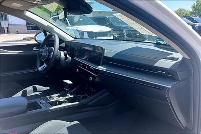2025 Kia K5 LXS