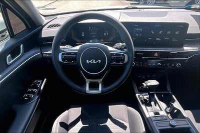 2025 Kia K5 LXS
