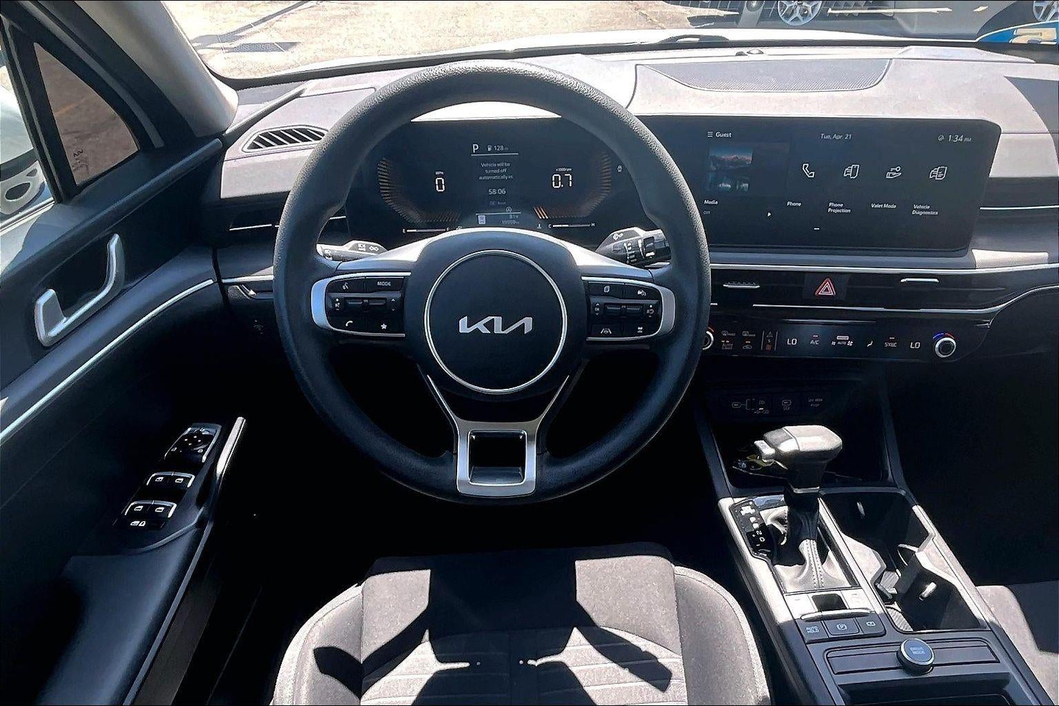 2025 Kia K5 LXS