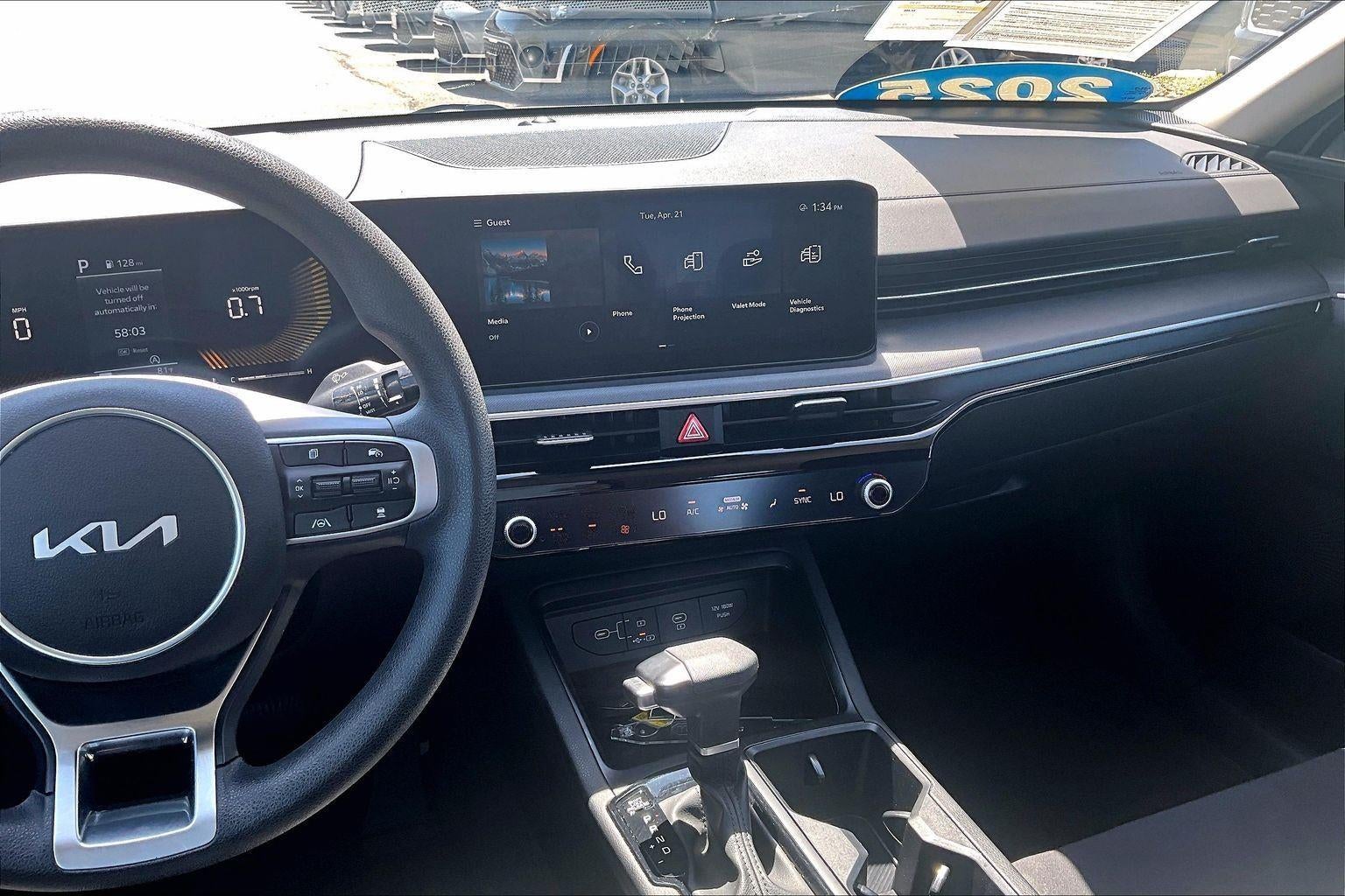 2025 Kia K5 LXS