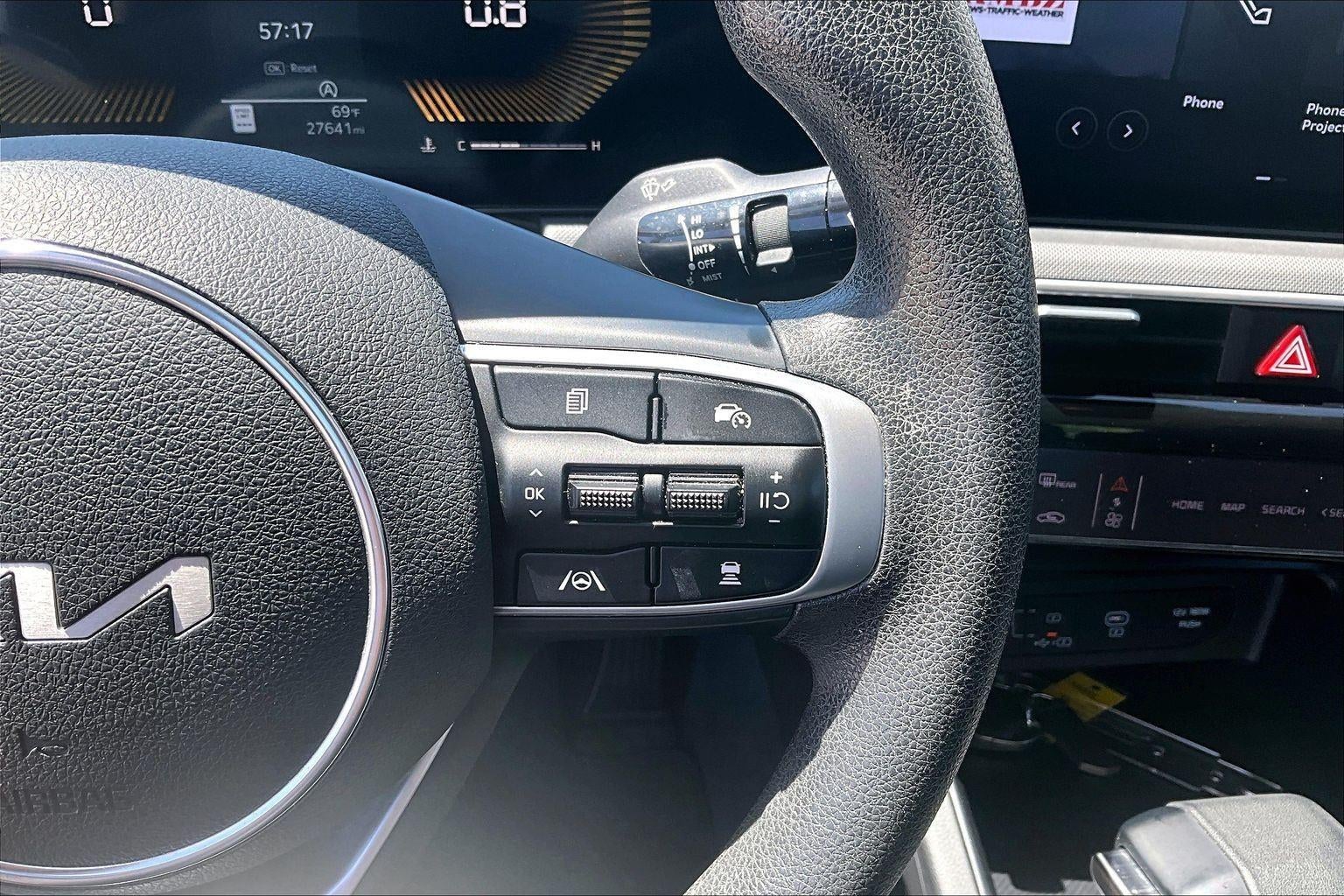 2025 Kia K5 LXS