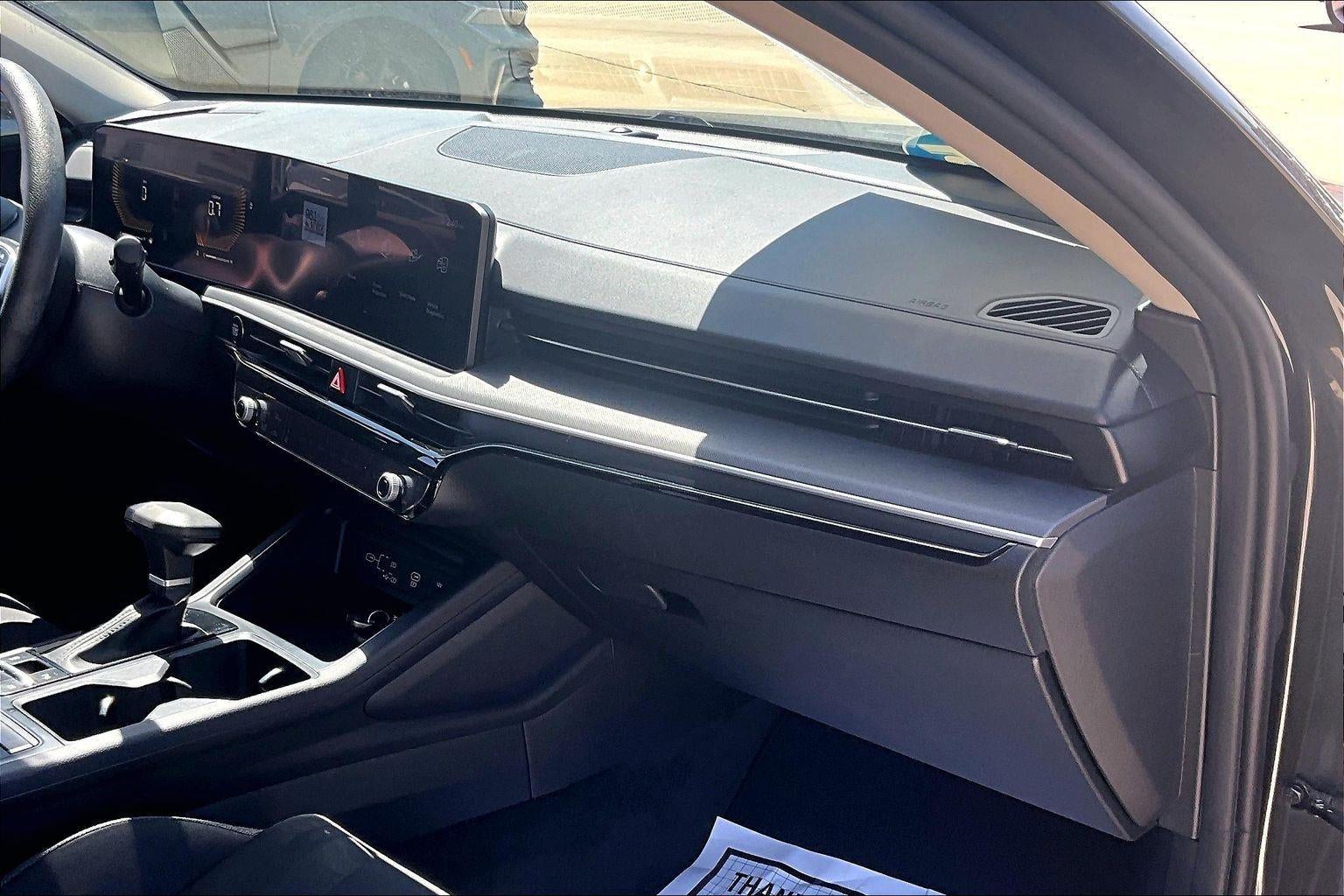 2025 Kia K5 LXS