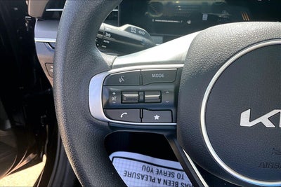 2025 Kia K5 LXS